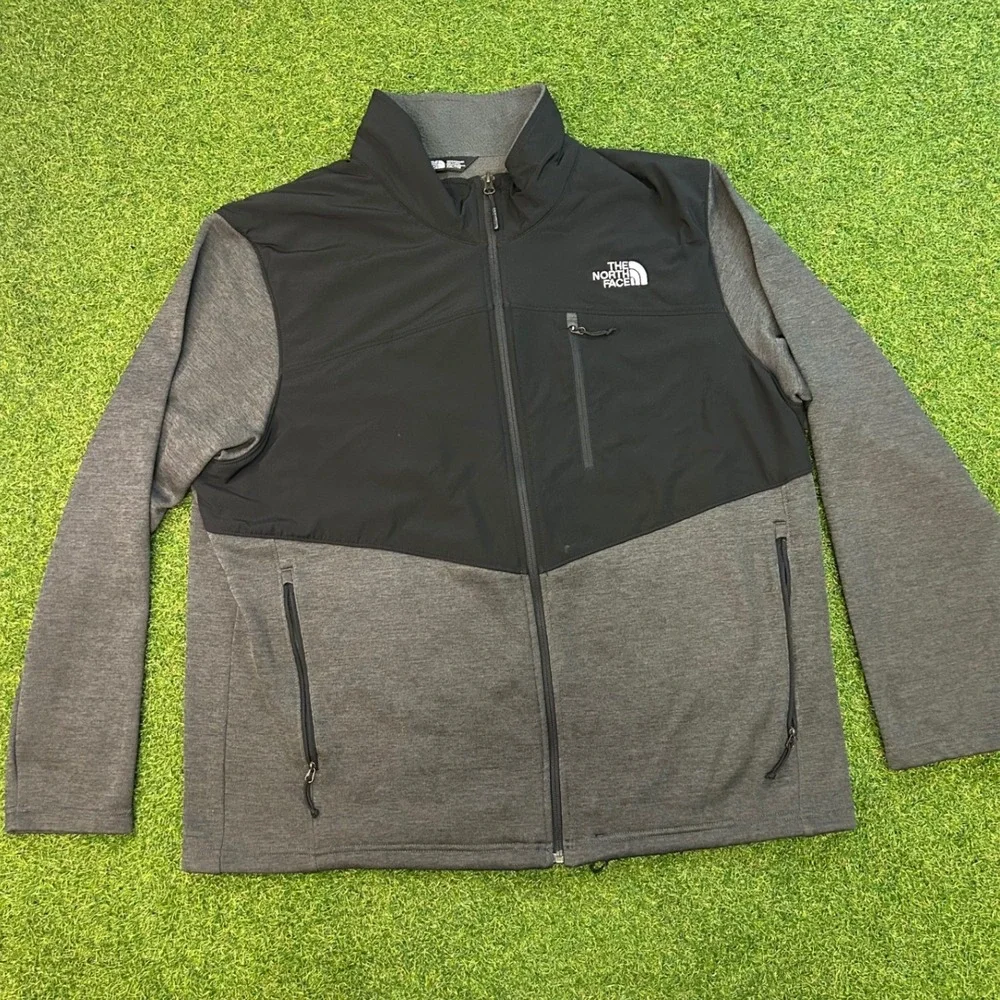 The North Face Mens Shelbe Raschel Full Zip Softshell Jacket Gray Black XXL